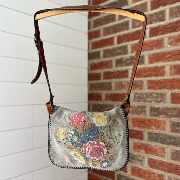 PATRICIA NASH Cross Stitch Positano Floral Saddle Bag - Picture 15 of 16